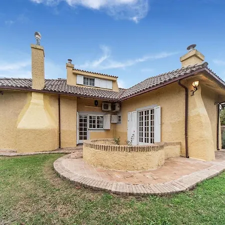 Holiday home Beautiful In With Garden